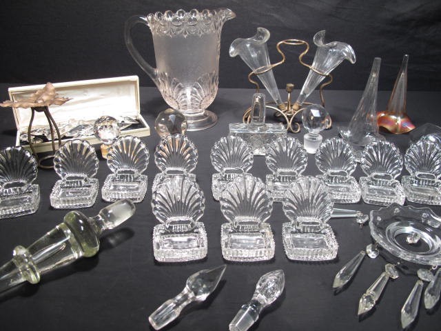 Group lot of assorted glass items 16c5d8