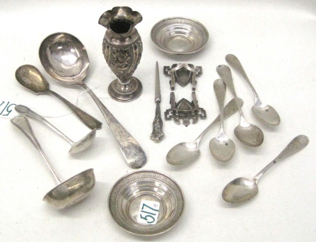 FIFTEEN PIECES ASSORTED STERLING 16f4ef