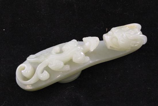 A Chinese celadon jade belt hook 17094c