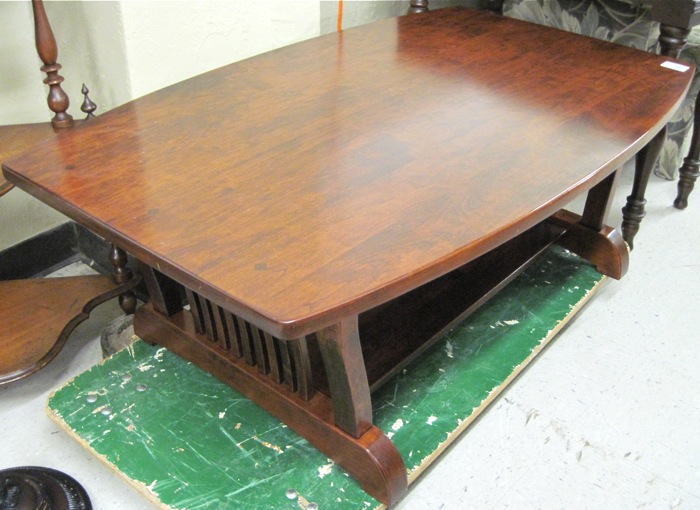 CHERRY FINISH POP UP COFFEE TABLE 16e416