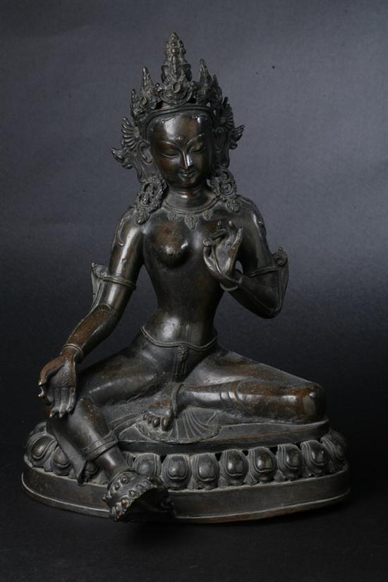 LARGE NEPALESE BRONZE FIGURE OF 16e78a