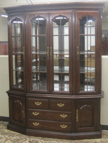 QUEEN ANNE STYLE CHINA DISPLAY CABINET ON