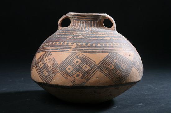 CHINESE NEOLITHIC POTTERY JAR  16ec0d