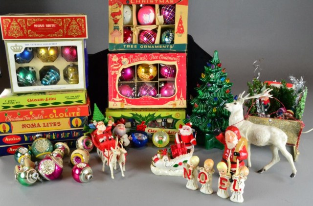 COLLECTION OF VINTAGE CHRISTMAS 171bb1