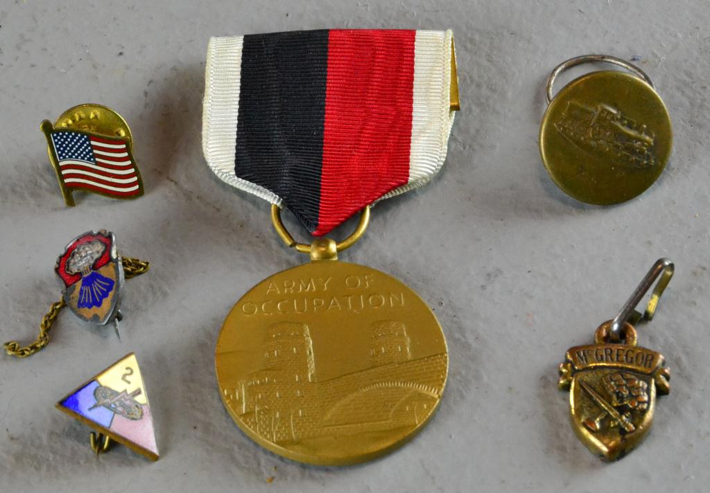 WWII Medals and PinsTo include 172108