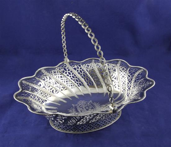 A George III silver oval cake basket 170f2f