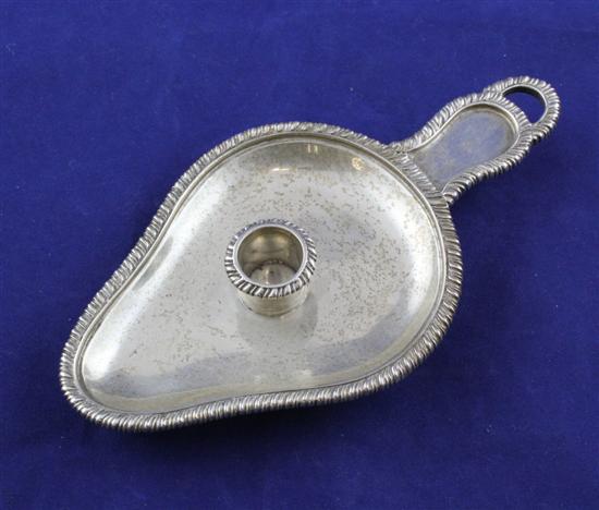 A Victorian silver chamberstick 1713bd
