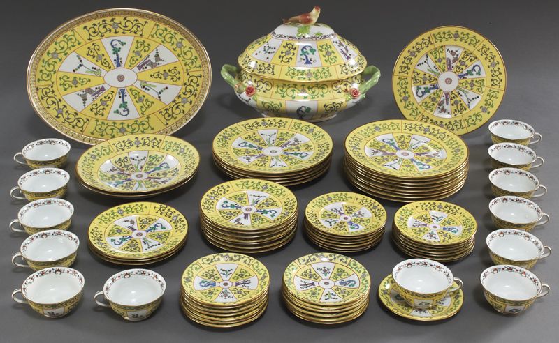 69 Pcs Herend Yellow Dynasty  174282