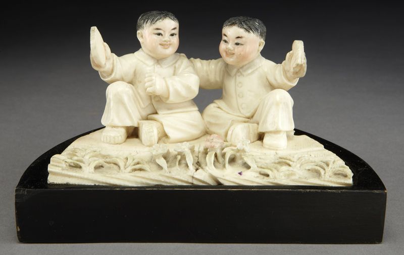 Chinese Cultural Revolution carved 1744da