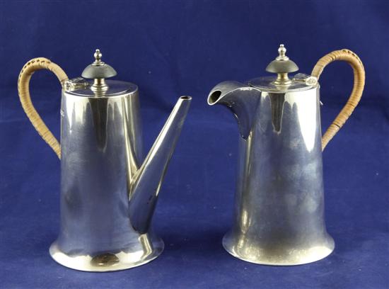 A George V silver cafe au lait 1732be