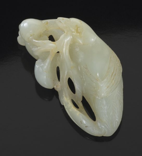 Chinese Qing carved white jade 173ba1
