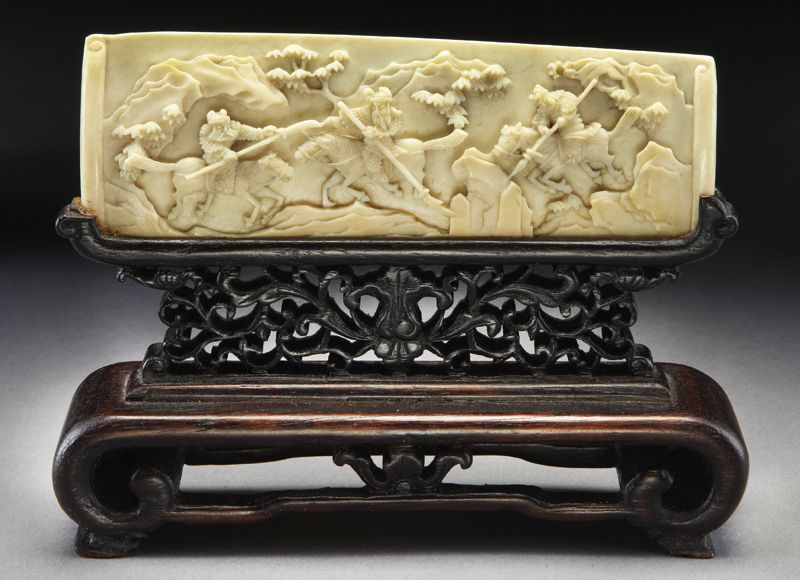 Chinese Qing carved ivory table 174035