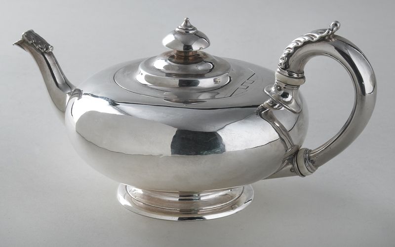 Paul Storr sterling silver teapotof 174106