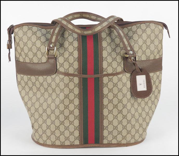 GUCCI MONOGRAMMED CANVAS AND LEATHER 177ab6