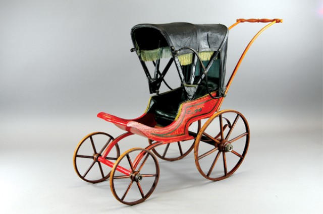 CHILD'S BABY CARRIAGE Painted wood