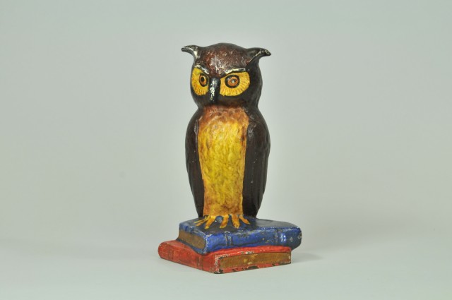 OWL ON BOOKS DOORSTOP Eastern Specialty 17936b