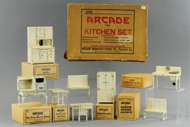 ARCADE BOXED KITCHEN SET Several 17a5d7