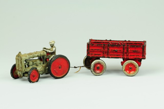 WHITEHEAD AND KALES TRACTOR AND 1789e6