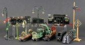 LIONEL TRAIN GROUPING Lot includes: