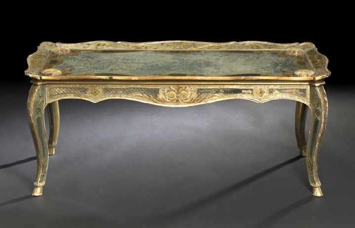 Italian Carved Giltwood and Reverse Engraved 2b7d3