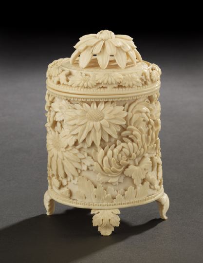 Japanese Finely Carved Ivory Covered 2c102