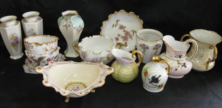 Fourteen Piece Collection of Hand Painted 2e397