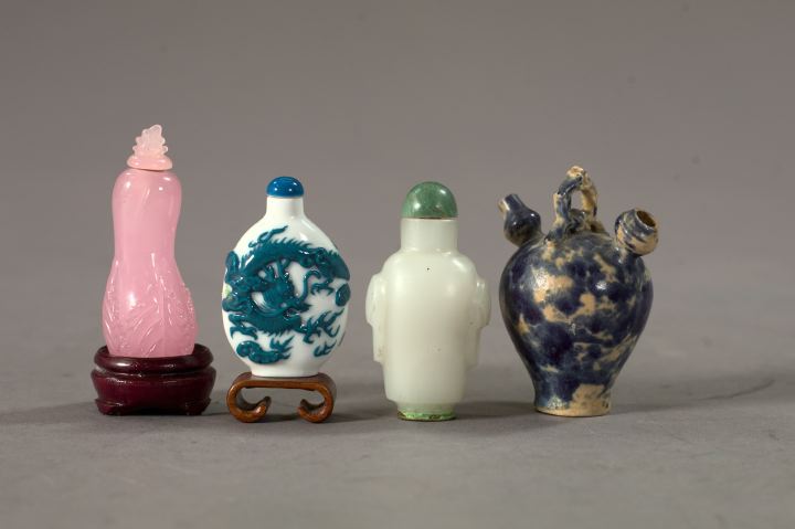 Group of Four Snuff Bottles consisting 2eec7