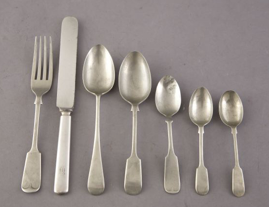 Eighteen Piece Collection of Silverplate 2fa1c