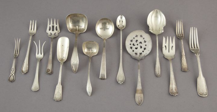 Fourteen Piece Collection of Silver 2fdca
