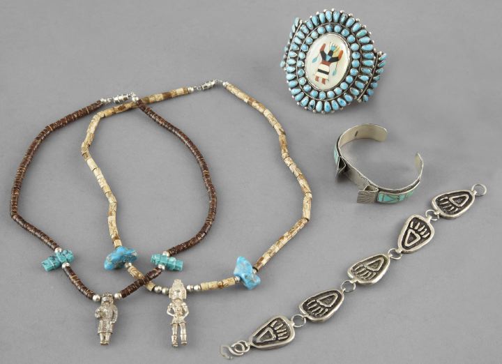 Group of Five Jewelry Items including 2fe70