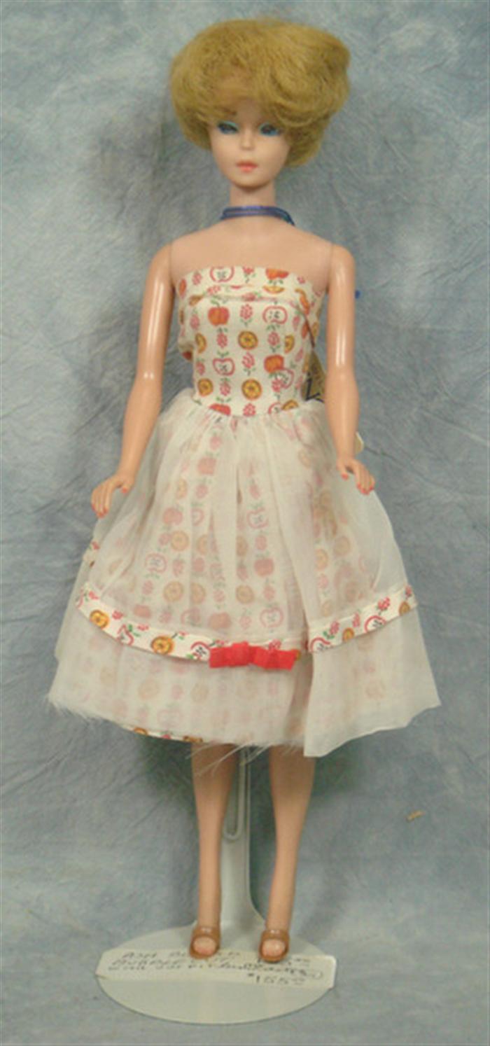 Vintage Blonde Bubble Cut Barbie 3ca93