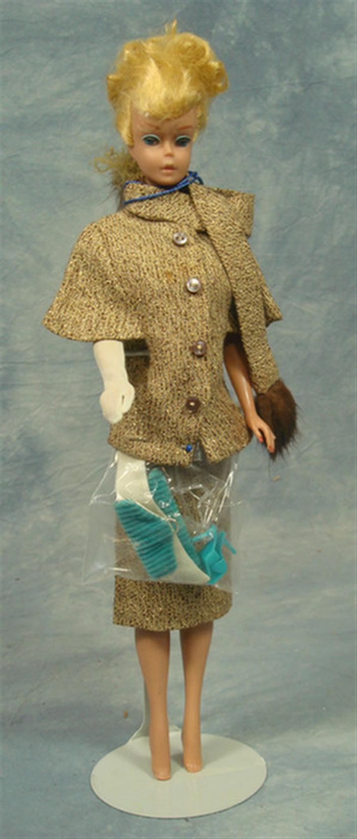 Vintage Blonde Swirl Barbie Doll  3ca94