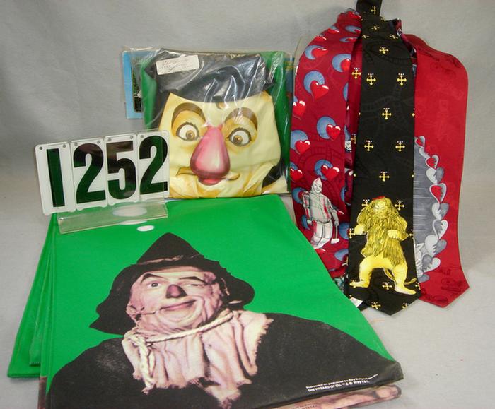 Lot of varrious Wizard of Oz related 3d1c7