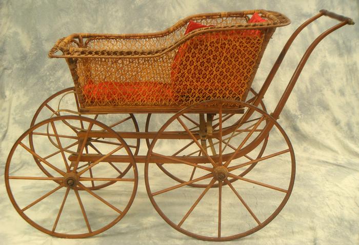 Victorian wicker baby carriage  3d51d