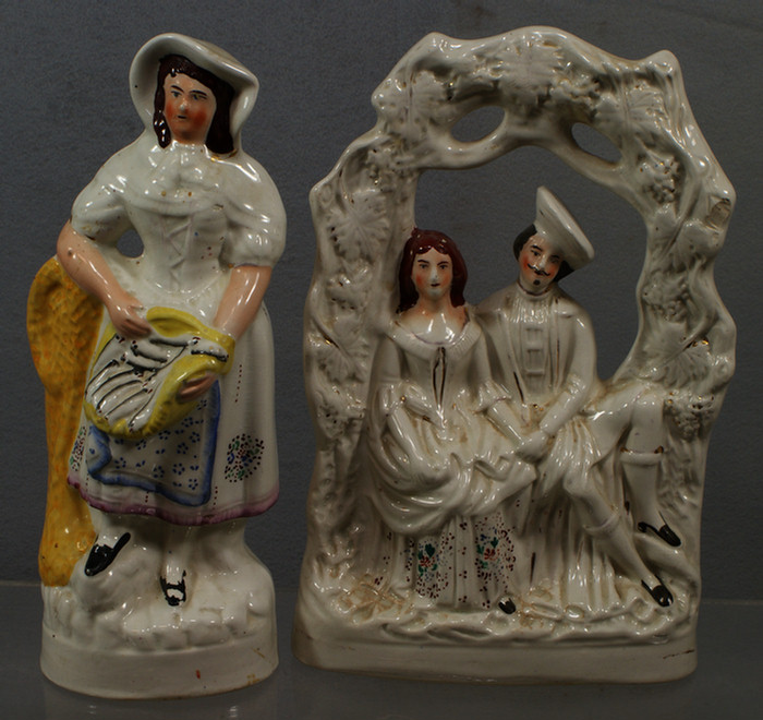  2 Staffordshire figurines fisherwoman  3da48