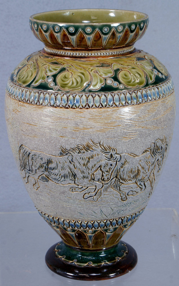 Doulton Lambeth salt glazed vase  3e573