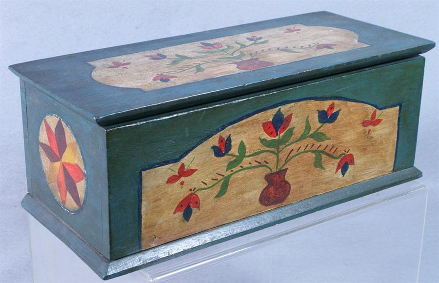 Miniature walnut dresser box tulip 3e583