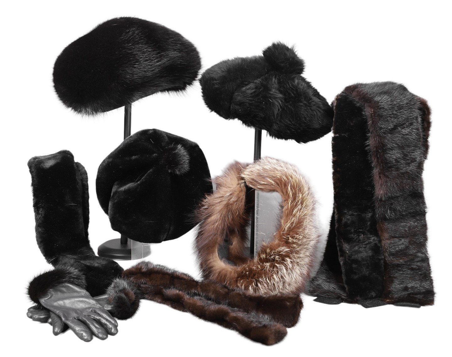  9 Fur hats and collars to include 27a6a7