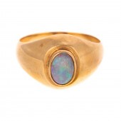 A VINTAGE OPAL RING IN 14K 14K yellow