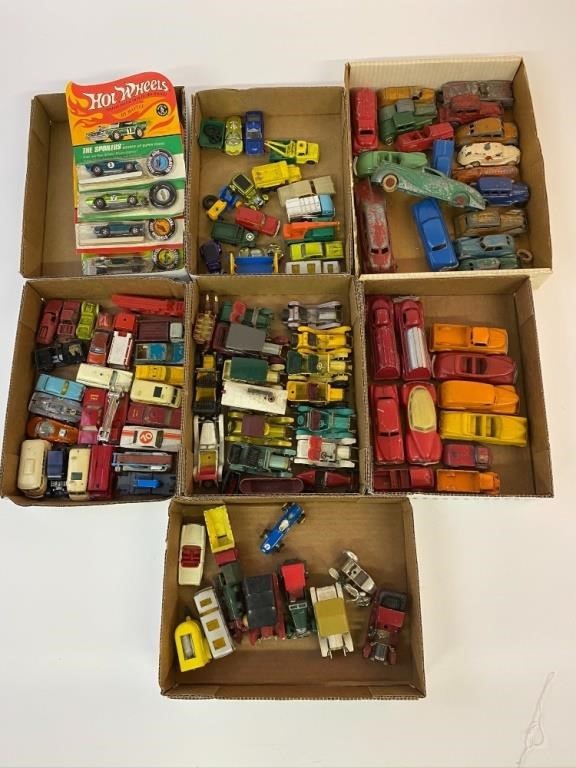 Grouping of Matchbox Tootie cars  28b935