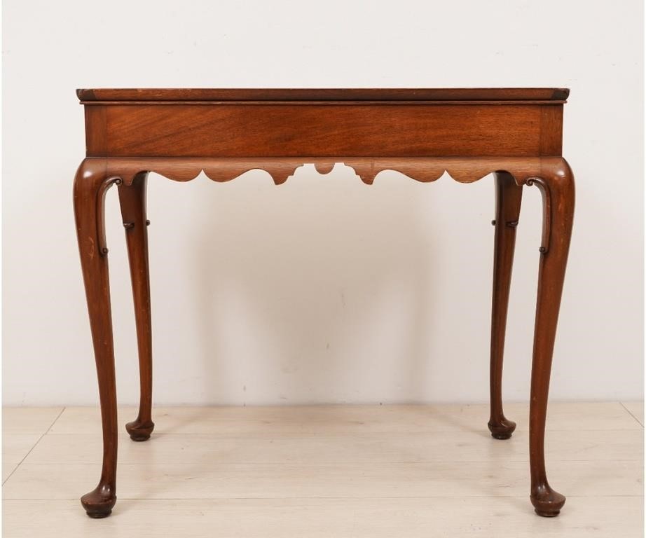 Kittinger Queen Anne style mahogany 289ee8