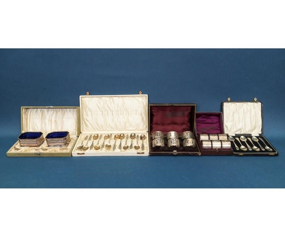 Cased English silver master salts 28a1d0