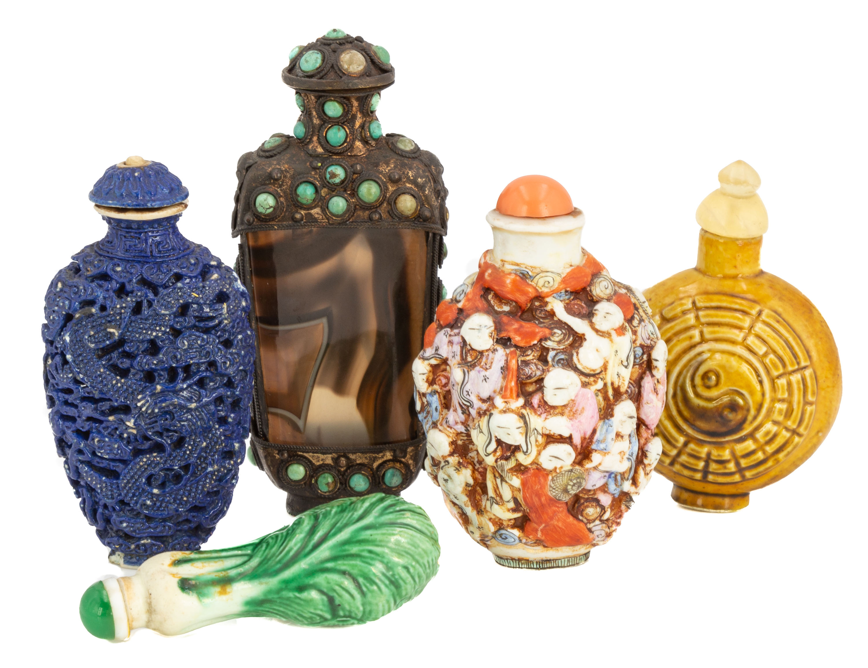 (5) CHINESE SNUFF BOTTLES Porcelain