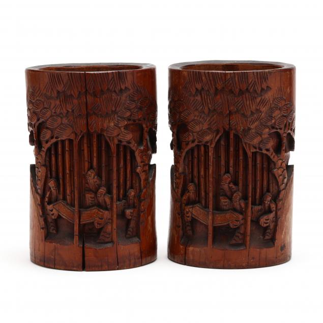 A PAIR OF CHINESE CARVED WOODEN 28cb41