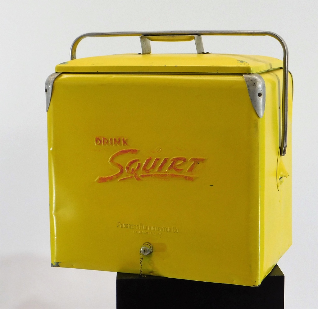 VINTAGE DRINK SQUIRT YELLOW ADVERTISEMENT 29bd17