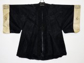 CHINESE BLACK SILK EMBROIDERED 29bf31