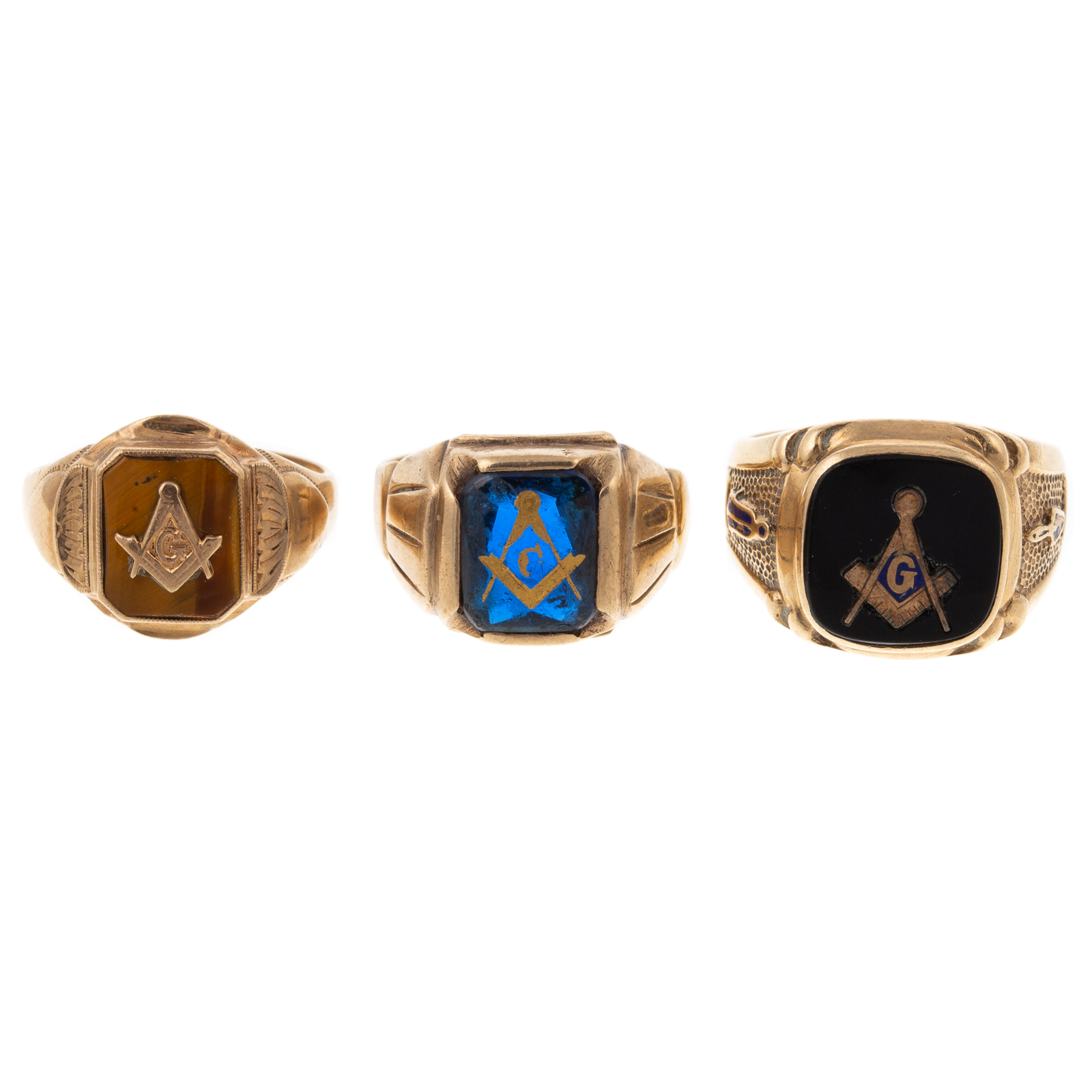 A TRIO OF MASONIC RINGS IN 10K 29dffe