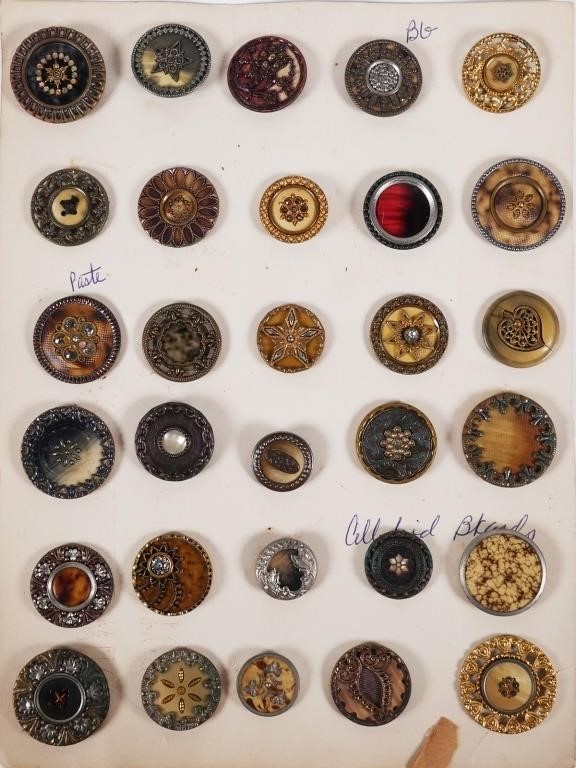 COLLECTION OF ANTIQUE BUTTONSCollection 2a1c70