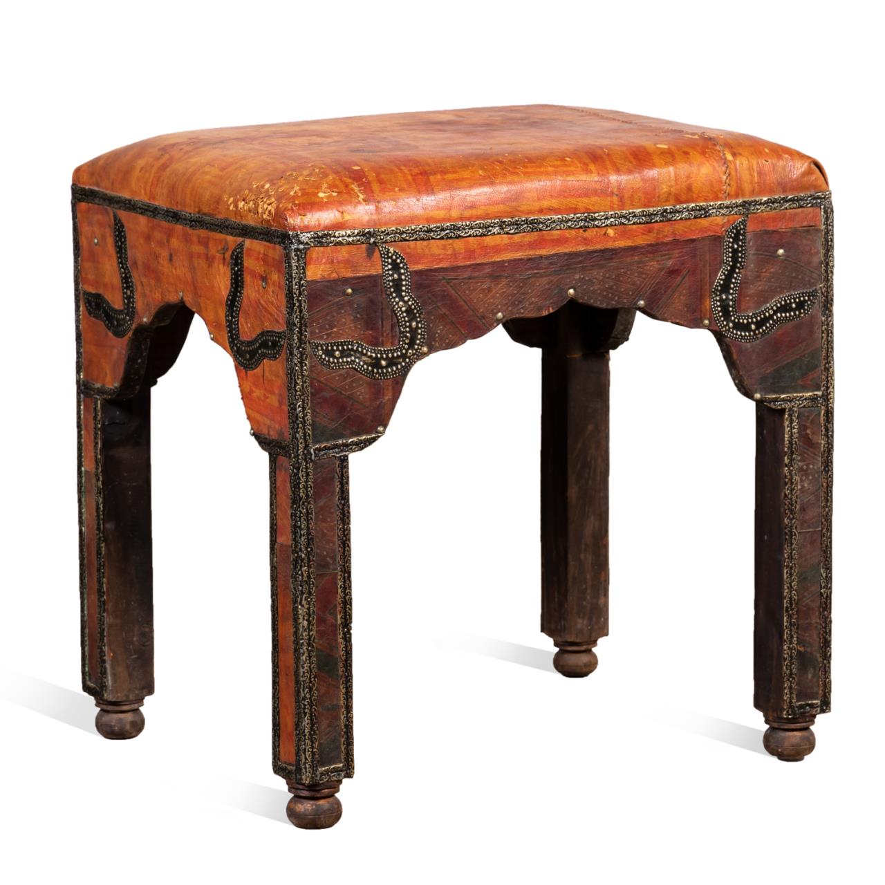 MOROCCAN STOOL WITH TUAREG LEATHER 29f8a8