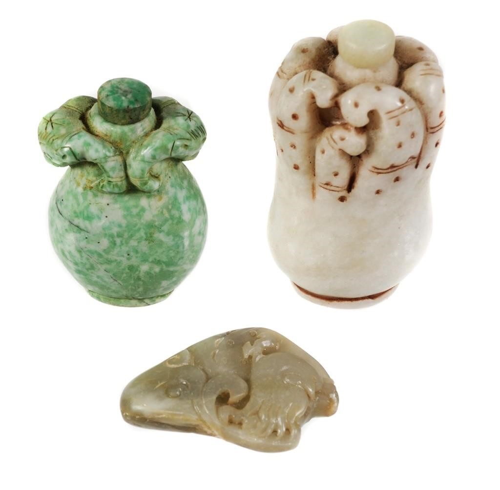  3 CHINESE CARVED HARDSTONE SNUFF 2a44bb